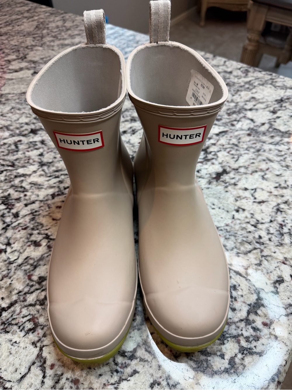 Hunter Women's Play Short Rain Boot grey/neon green sz 9